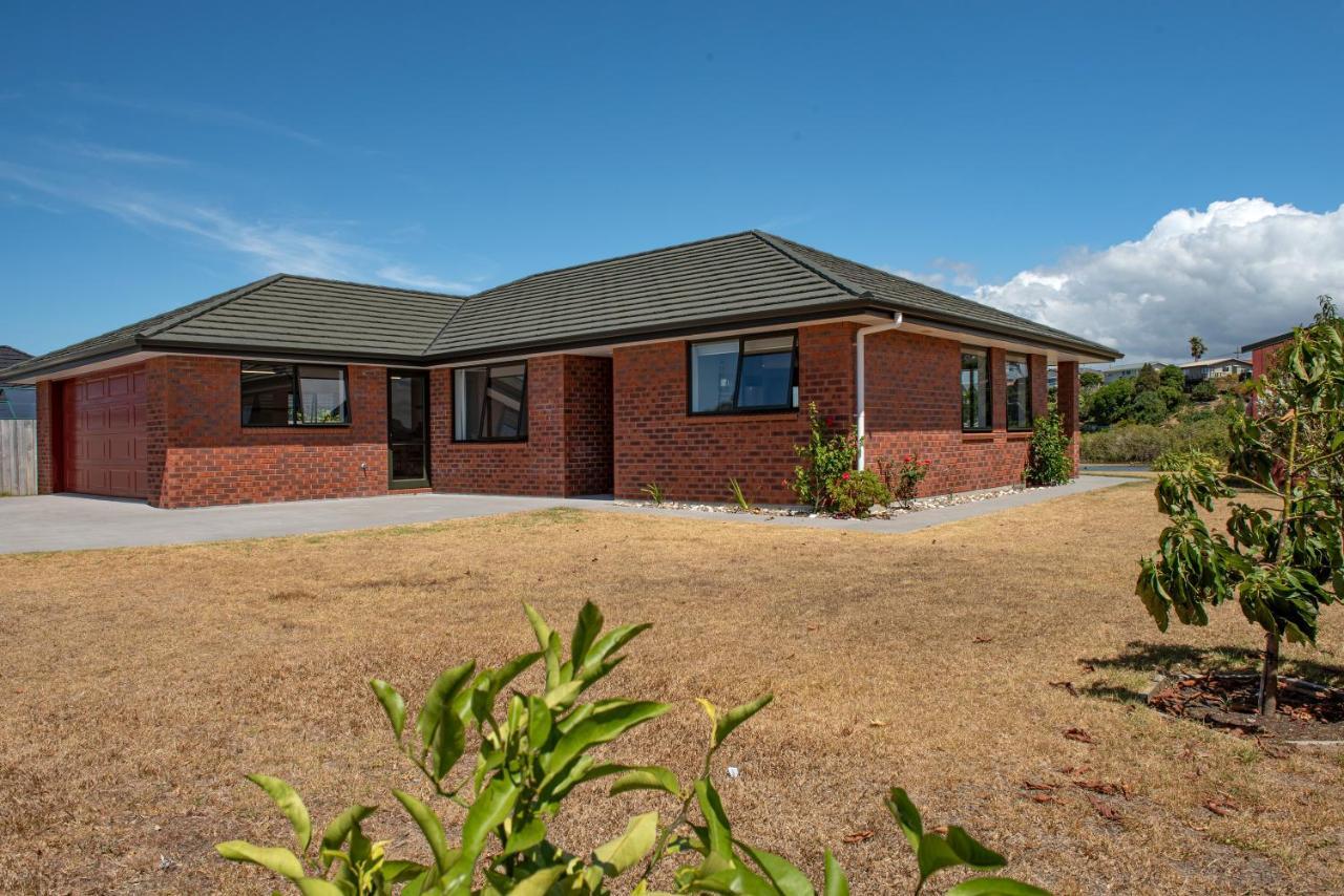 The Waterfront Ruakaka - Ruakaka Holiday Home Exterior photo